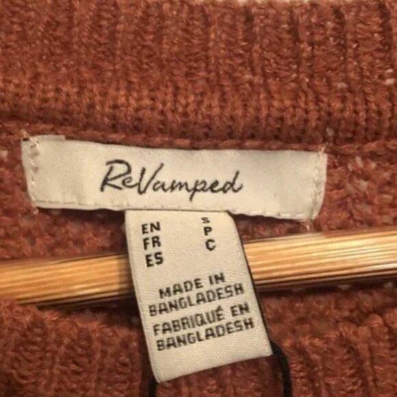 NWT Revamped Rust Sweater Size Small - Picture 6 of 6